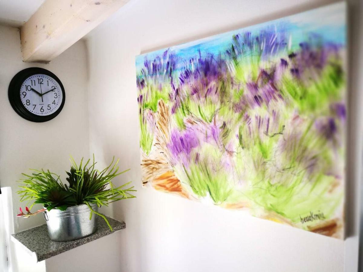 Cres Art Studio Kuning Apartment エクステリア 写真